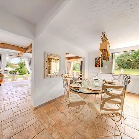 Beautiful 300 M2 Villa, Big Pool, 3000m2 Garden Mouans-Sartoux